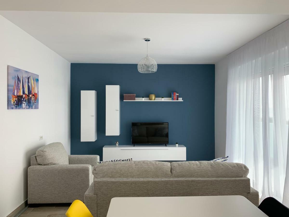 Vela Luxury Sea View Apartments - Marina Surf Navodari Exterior photo